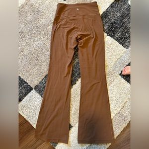 Groove Super-High-Rise Flared Pant Nulu Regular